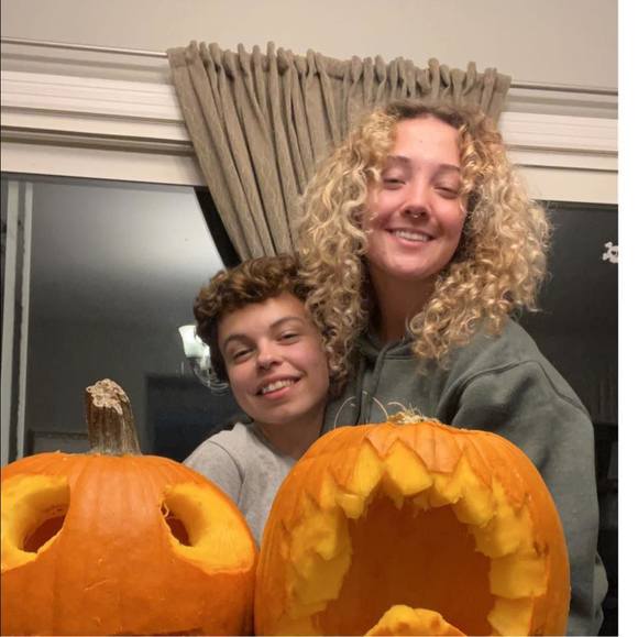 Meet your Posher, Paige - Picture 1 of 1